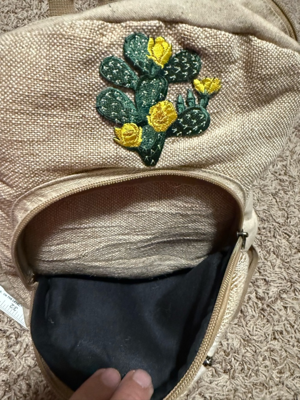 Himalayan Hemp canvas backpack with cactus embroidery - Picture 4 of 7